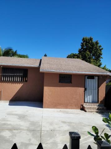 2359 NW 55th Street Miami FL 33142
