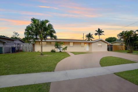 4955 SW 91st Avenue Cooper City FL 33328