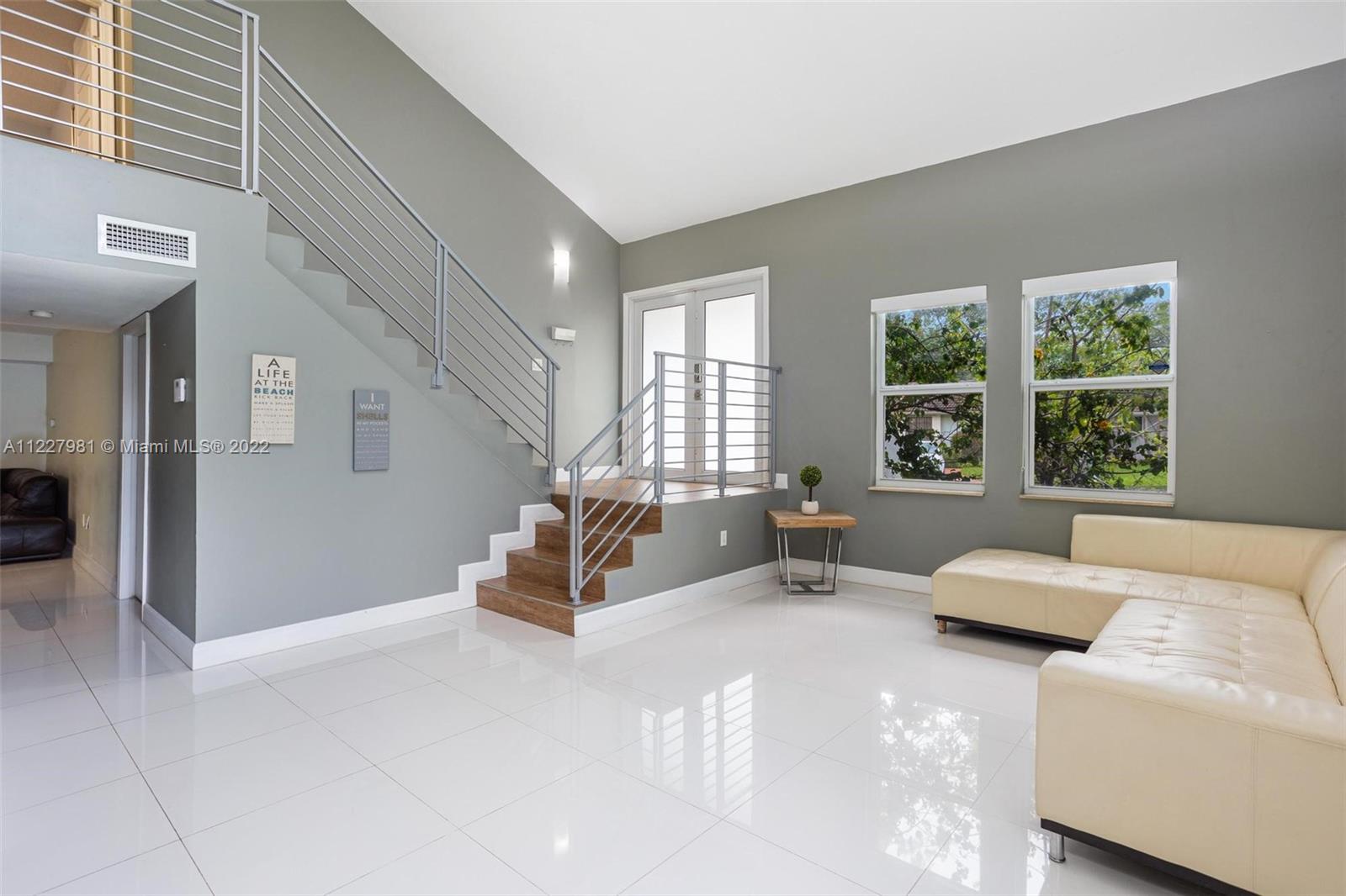 7177 SW 103rd Court Circle Miami FL 33173