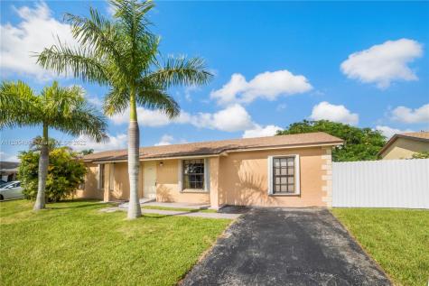 25940 SW 132nd Place Homestead FL 33032
