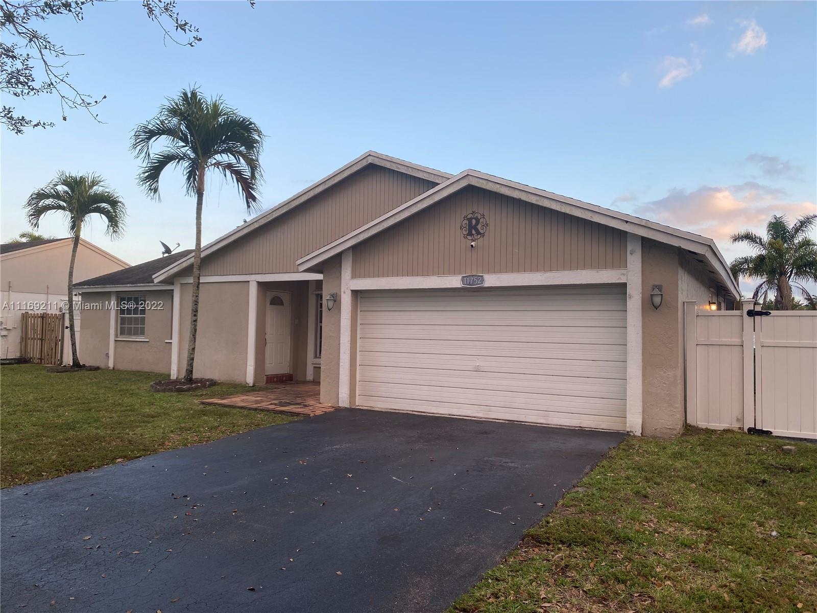 11752 SW 52nd Street Cooper City FL 33330