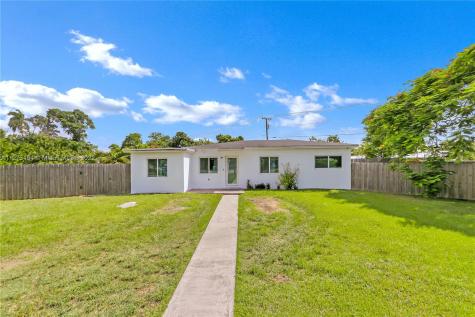 26935 SW 144th Avenue Homestead FL 33032