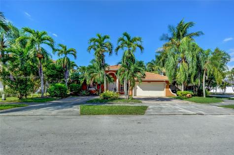15913 SW 103rd Lane Miami FL 33196