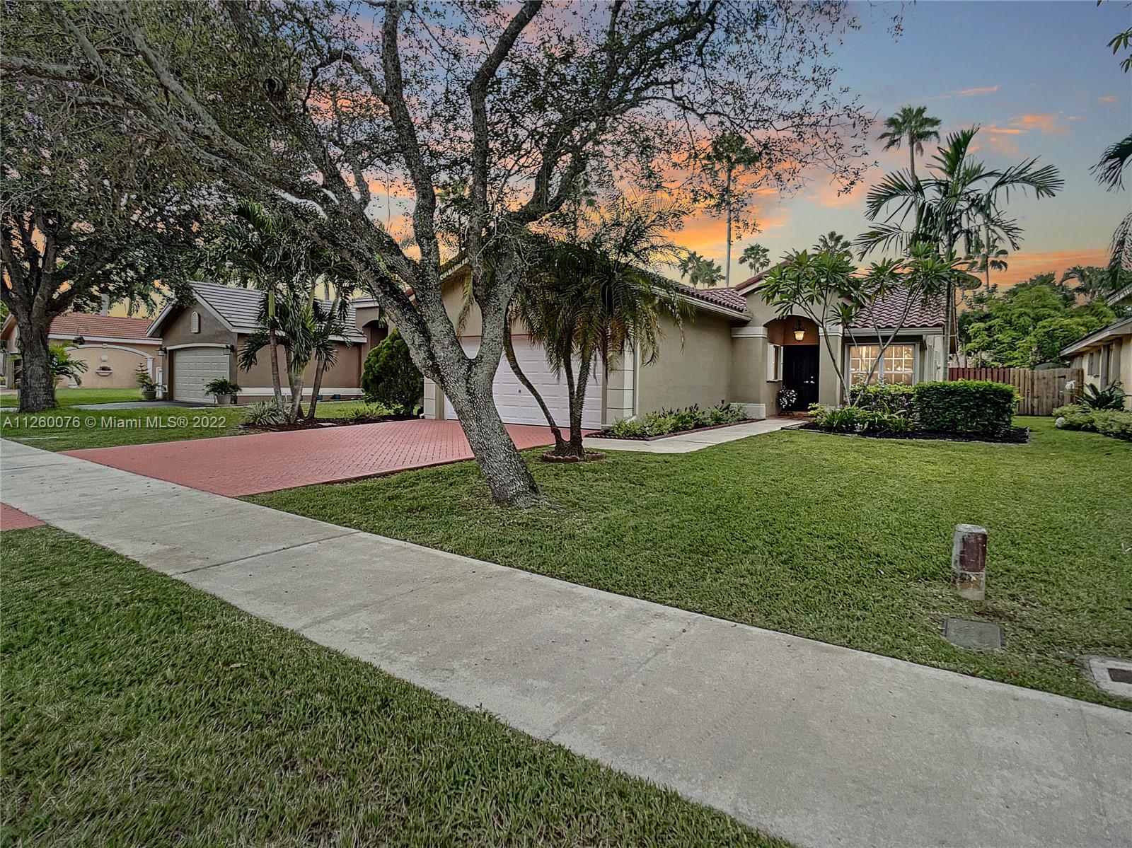 12540 SW 7th Place Davie FL 33325