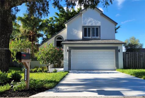 9705 SW 57th Street Cooper City FL 33328