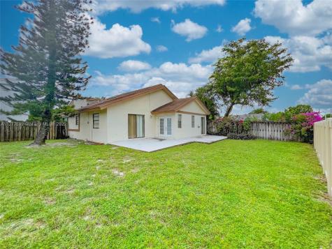 8811 SW 21st Street Miramar FL 33025