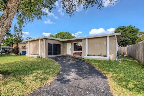 8681 NW 24th Place Sunrise FL 33322