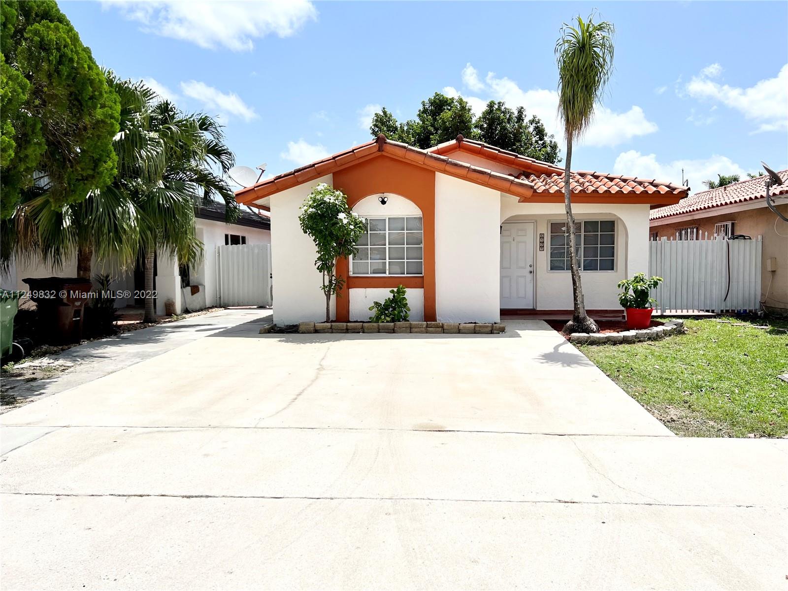 6979 W 29th Way Hialeah FL 33018