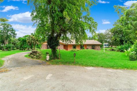 9550 NW 42nd Court Coral Springs FL 33065