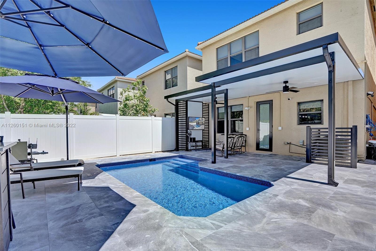 658 NE 191st Terrace Miami FL 33179