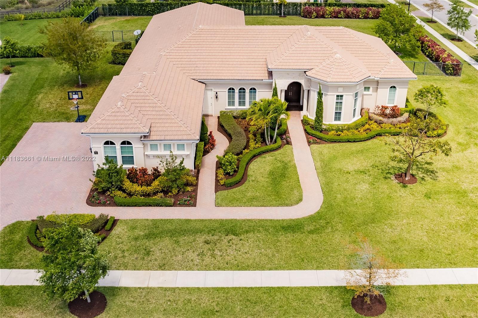 5559 N Sterling Ranch Drive Davie FL 33314