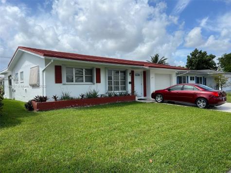 4606 NW 49th Street Tamarac FL 33319