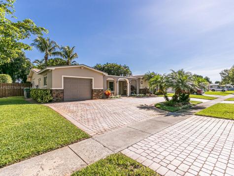 8661 NW 17th Court Pembroke Pines FL 33024