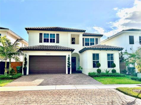 15040 SW 175th Street Miami FL 33187