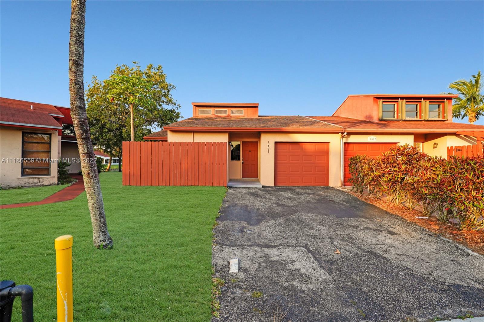 10021 SW 16th Street Pembroke Pines FL 33025