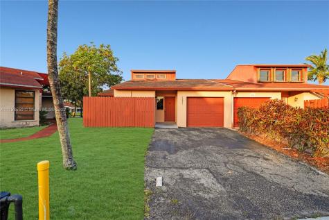 10021 SW 16th Street Pembroke Pines FL 33025