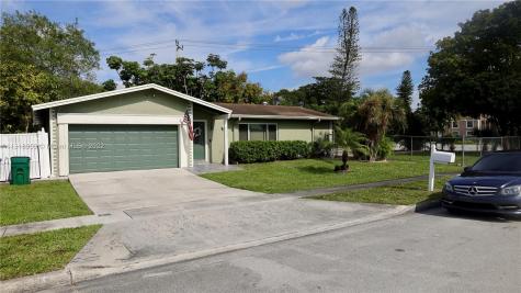 7905 NW 8th Court Margate FL 33063