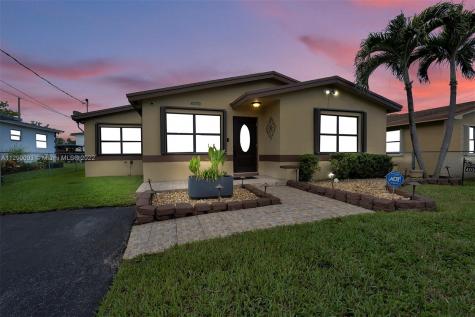 4010 SW 24th Street West Park FL 33023