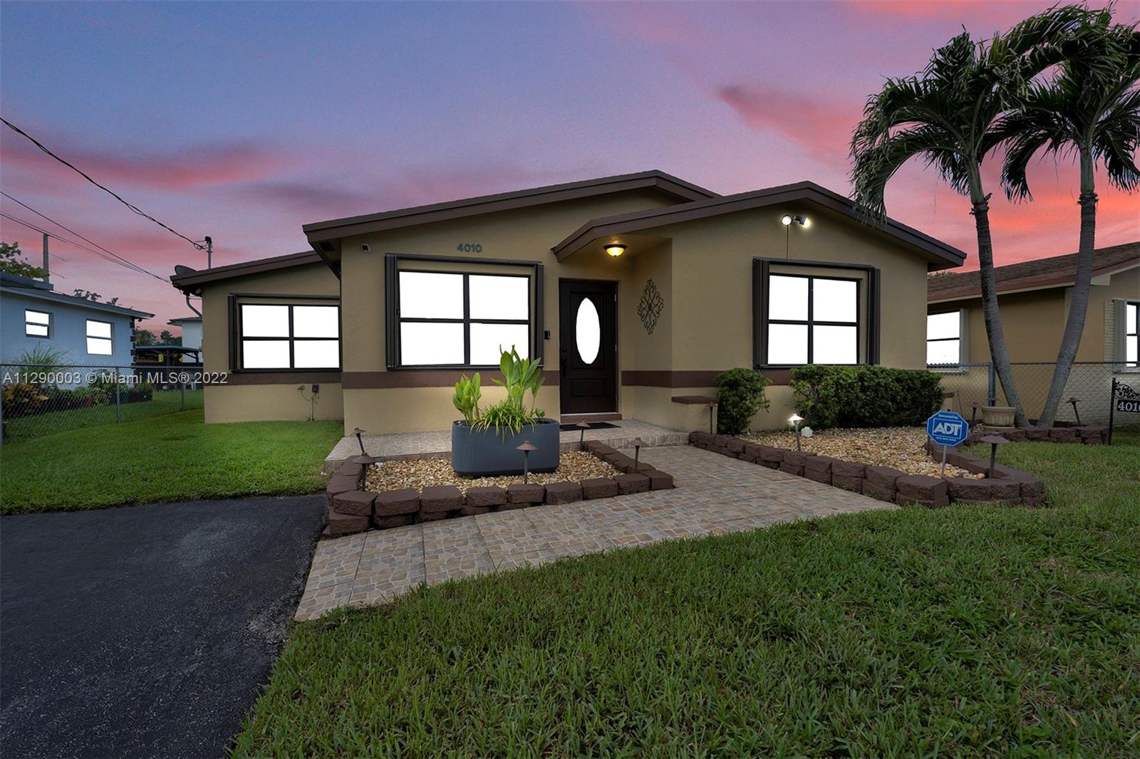 4010 SW 24th Street West Park FL 33023