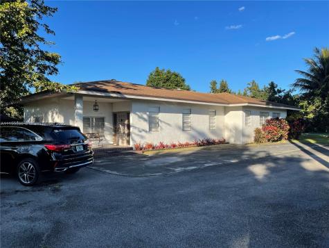 17275 SW 256th Street Homestead FL 33031