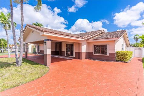 2459 SW 102nd Court Miami FL 33165