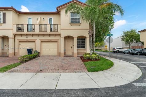12998 SW 132nd Terrace Miami FL 33186
