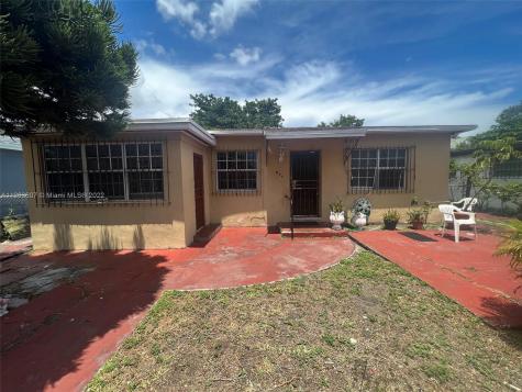 1071 NW 26th Street Miami FL 33127