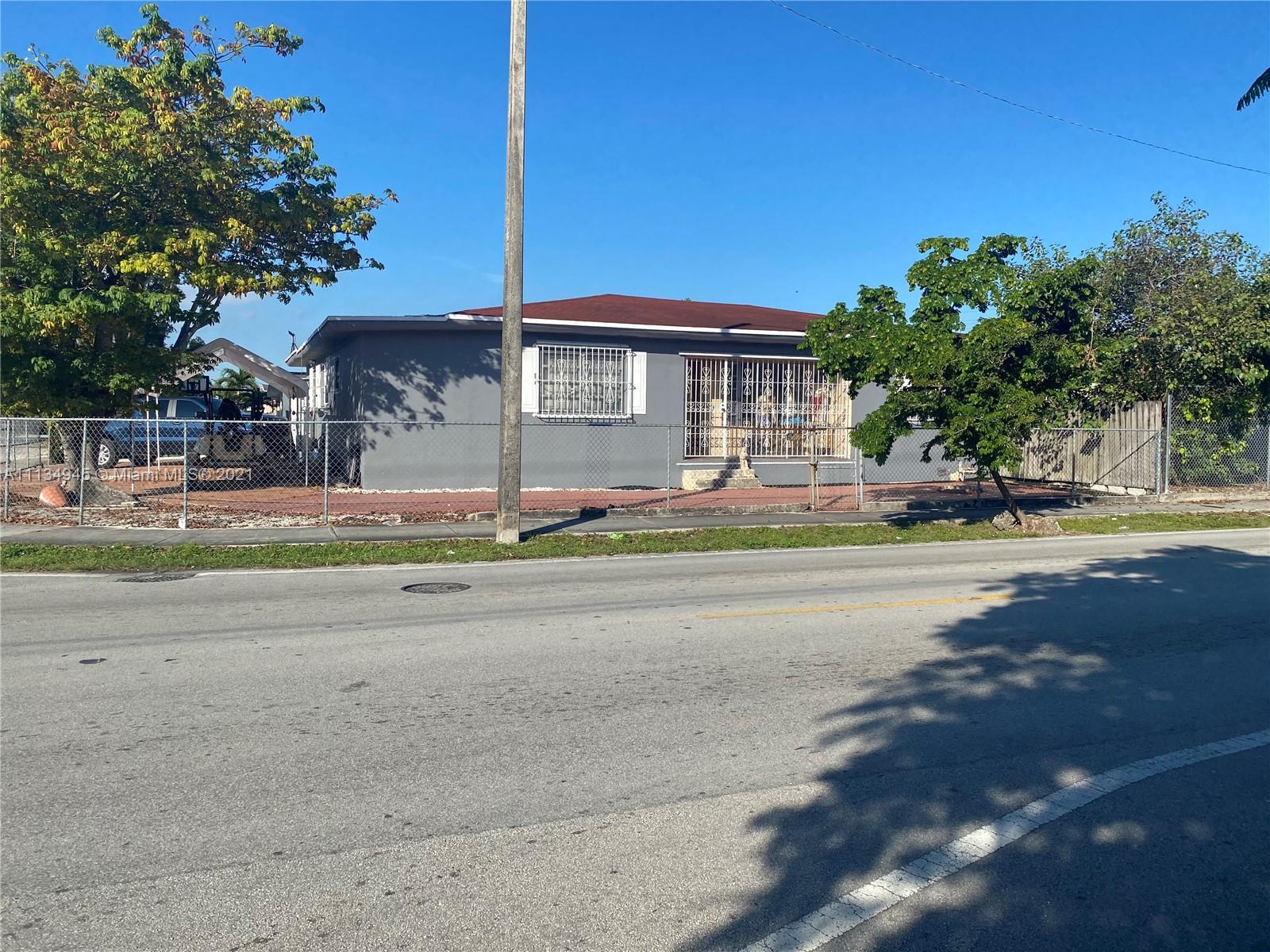 3495 NW 11th Street Miami FL 33125