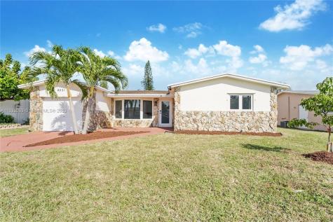 6531 Kimberly Boulevard North Lauderdale FL 33068