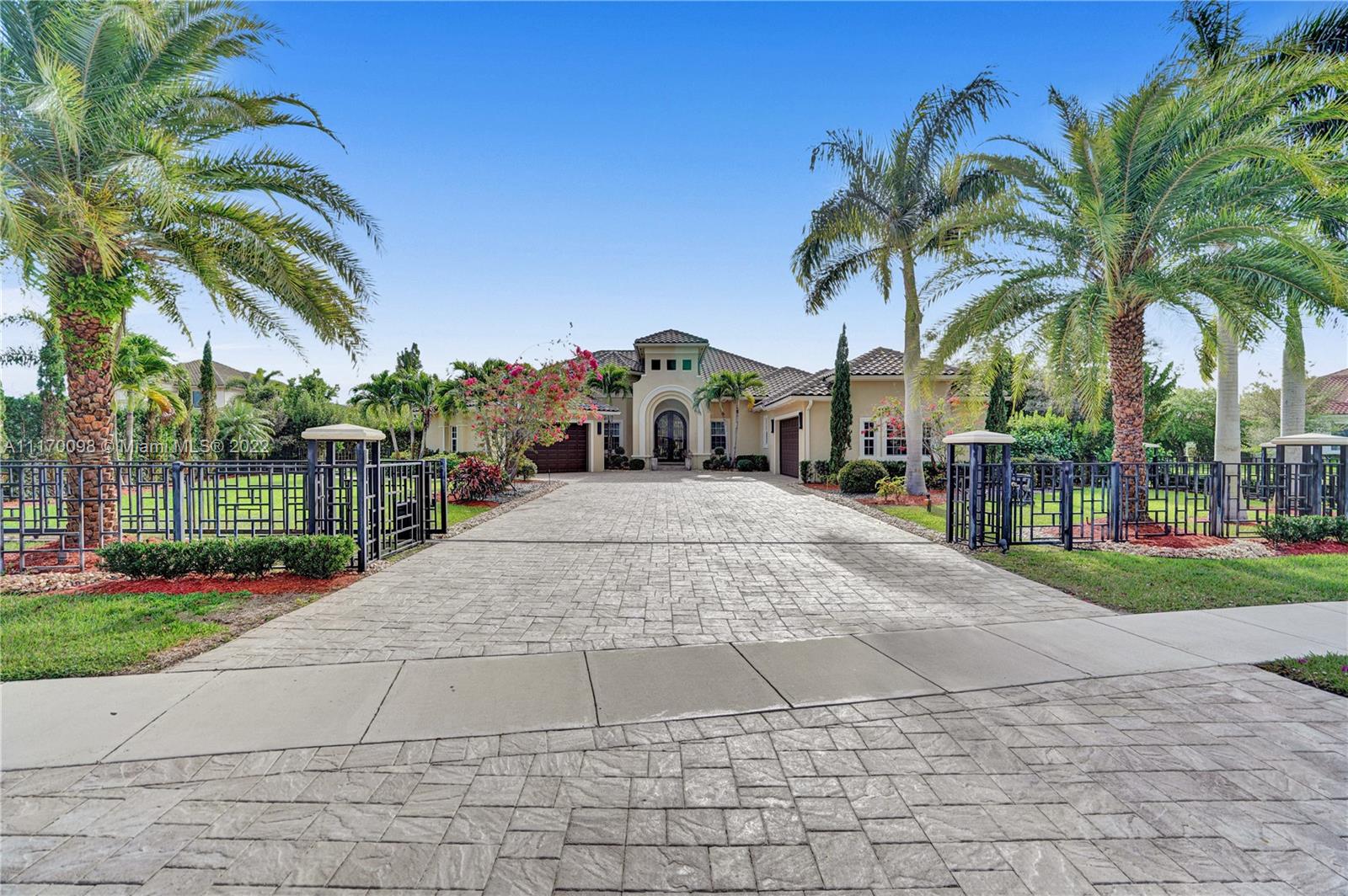 14720 Jockey Circle S Davie FL 33330
