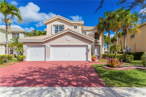 4521 SW 131st Terrace Miramar FL 33027