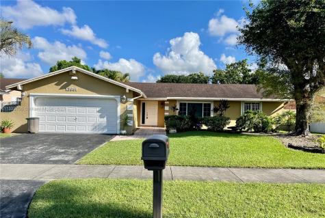 13981 SW 109th Street Miami FL 33186