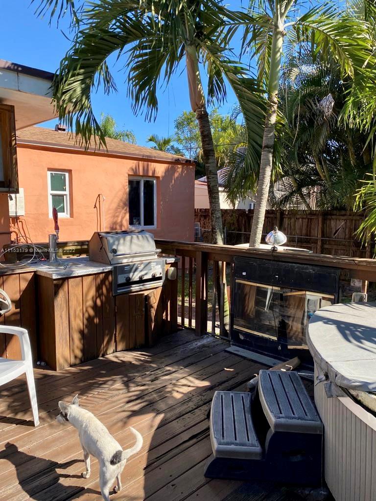 2528 Madison Street Hollywood FL 33020