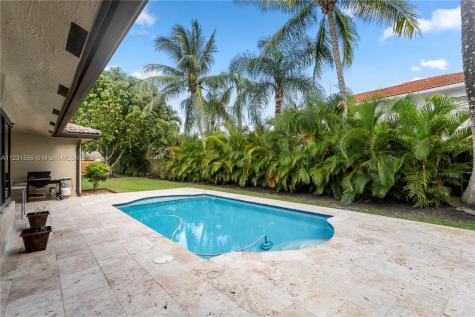 15264 SW 140th Street Miami FL 33196
