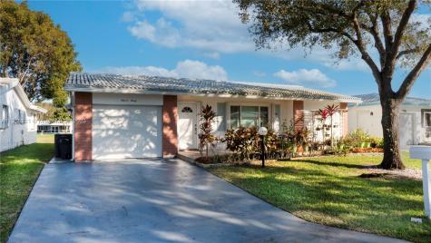 1130 NW 90th Way Plantation FL 33322