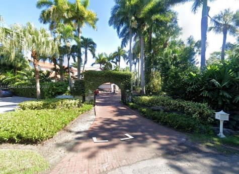 6930 Mira Flores Avenue Coral Gables FL 33143