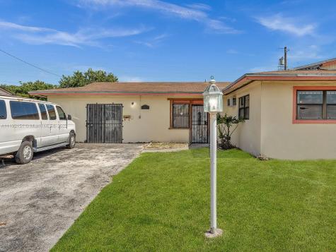 2913 NW 185th Terrace Miami Gardens FL 33056