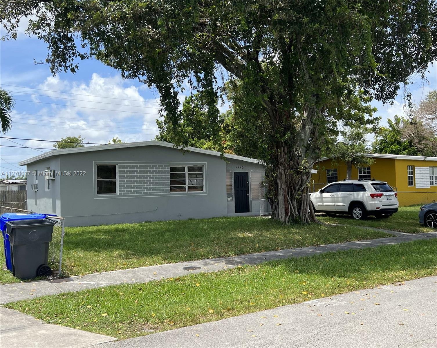 4440 SW 40th Street West Park FL 33023